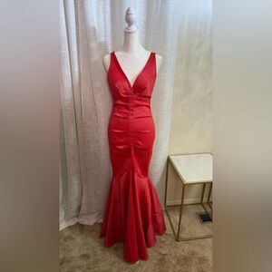 Windsor Scarlet Backless Dress